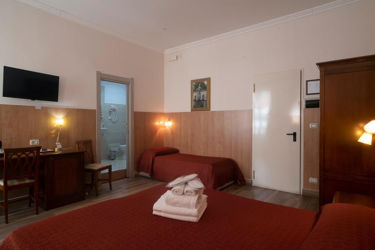 Hotel Tonic Palermo Bagian luar foto